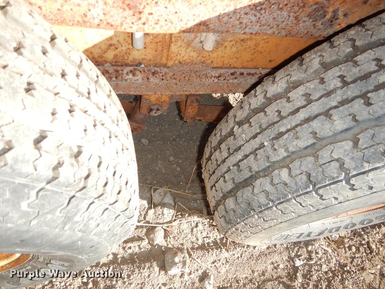 image for item K5798 1994 Nodine equipment trailer