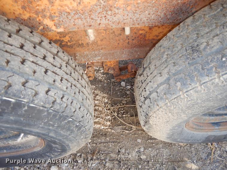 image for item K5798 1994 Nodine equipment trailer