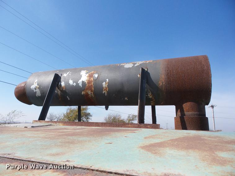 image for item K6319 Onan 250.0DYB-4XT/12776C generator