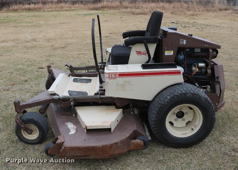image for item AZ9326 Grasshopper 321D lawn mower