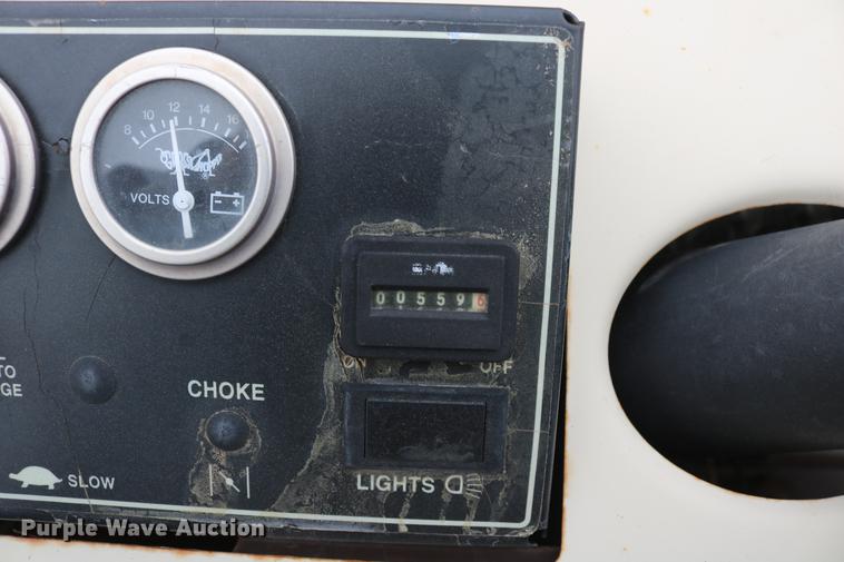 image for item AZ9326 Grasshopper 321D lawn mower