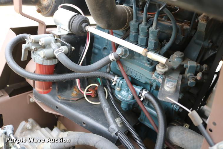 image for item AZ9326 Grasshopper 321D lawn mower