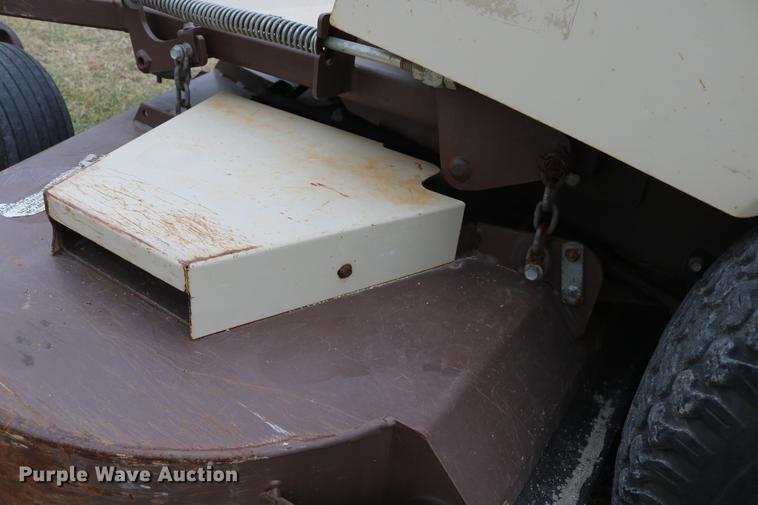 image for item AZ9326 Grasshopper 321D lawn mower