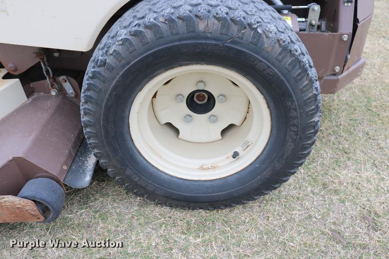 image for item AZ9326 Grasshopper 321D lawn mower