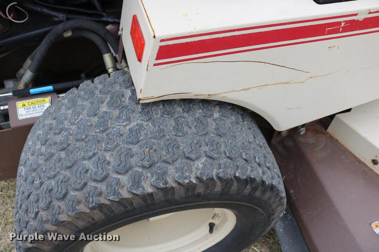 image for item AZ9326 Grasshopper 321D lawn mower