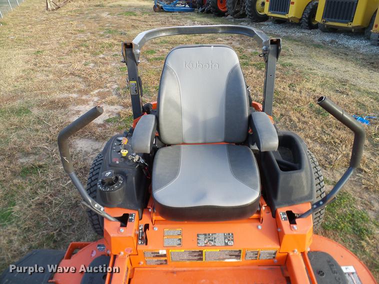 image for item AZ9334 2014 Kubota Z725KH lawn mower