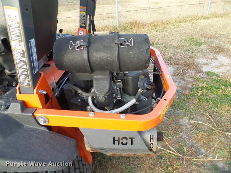 image for item AZ9334 2014 Kubota Z725KH lawn mower