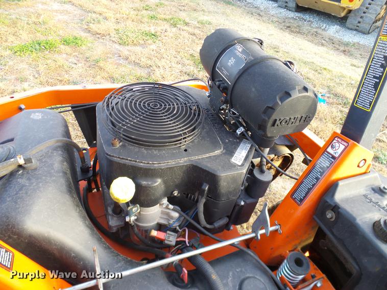 image for item AZ9334 2014 Kubota Z725KH lawn mower