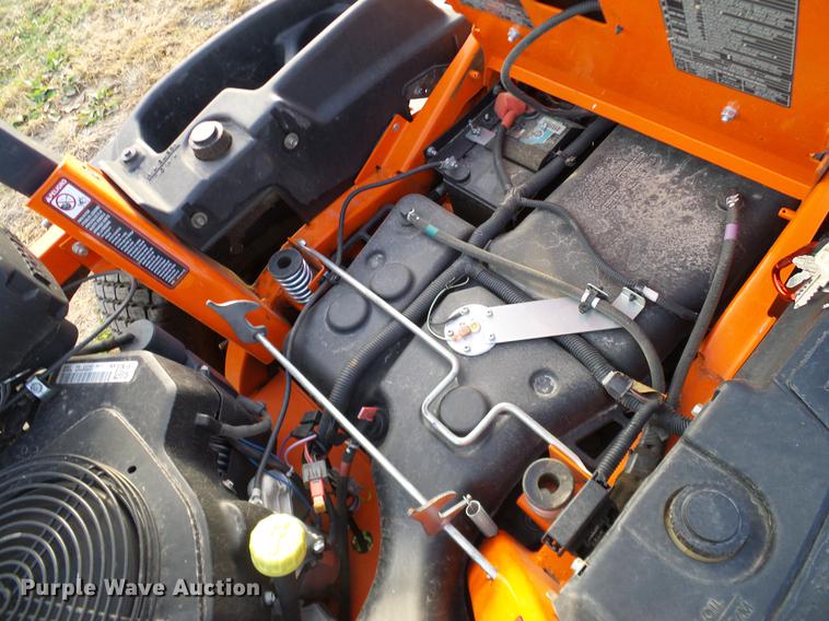 image for item AZ9334 2014 Kubota Z725KH lawn mower