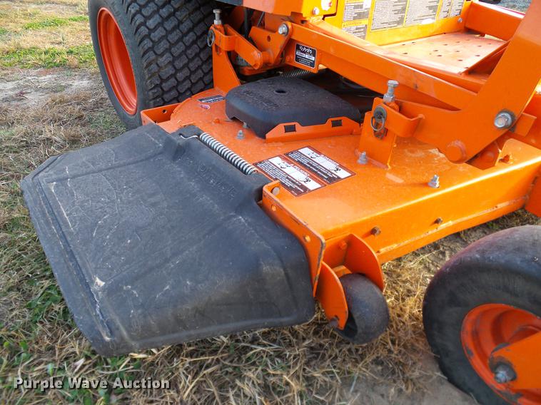 image for item AZ9334 2014 Kubota Z725KH lawn mower