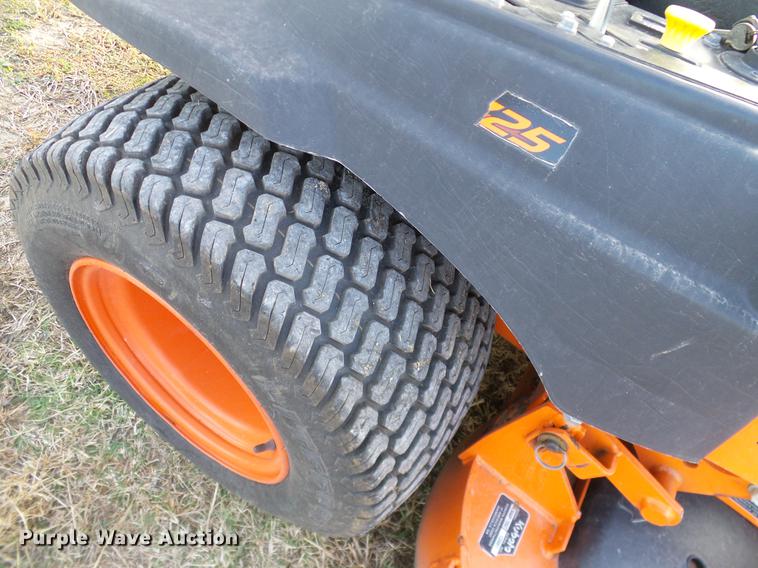 image for item AZ9334 2014 Kubota Z725KH lawn mower