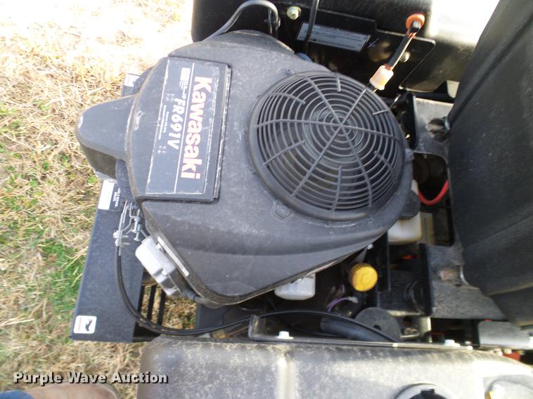 image for item AZ9335 Gravely 2T48HD lawn mower