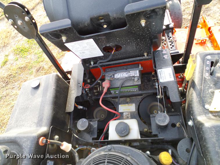 image for item AZ9335 Gravely 2T48HD lawn mower