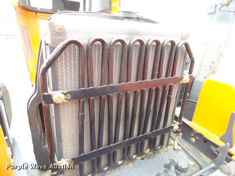 image for item AZ9339 2007 Kubota ZD326 lawn mower