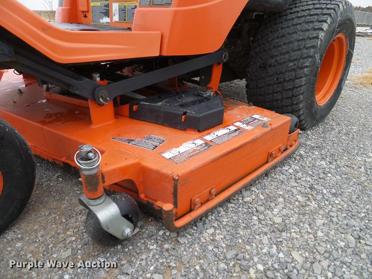 image for item AZ9339 2007 Kubota ZD326 lawn mower