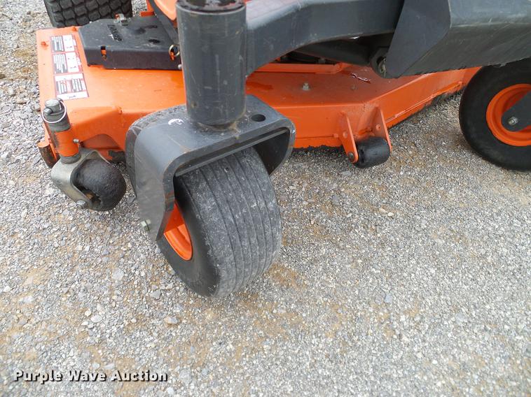 image for item AZ9339 2007 Kubota ZD326 lawn mower