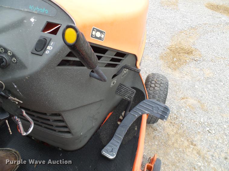 image for item AZ9341 1996 Kubota T1460 lawn mower