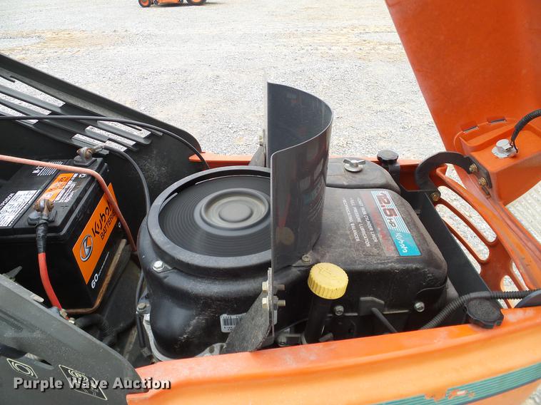 image for item AZ9341 1996 Kubota T1460 lawn mower