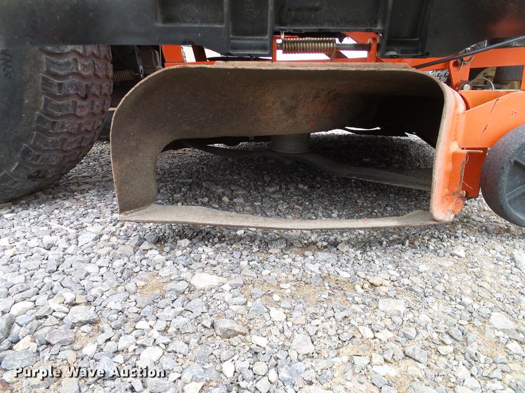 image for item AZ9341 1996 Kubota T1460 lawn mower