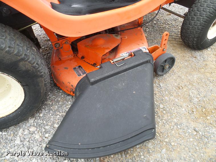 image for item AZ9341 1996 Kubota T1460 lawn mower