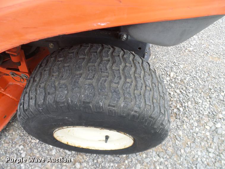 image for item AZ9341 1996 Kubota T1460 lawn mower