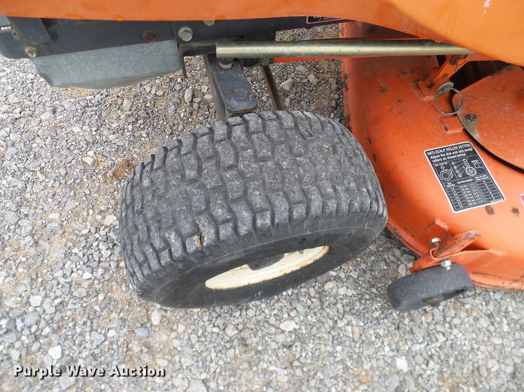 image for item AZ9341 1996 Kubota T1460 lawn mower