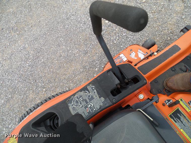 image for item AZ9342 Kubota ZD221 lawn mower