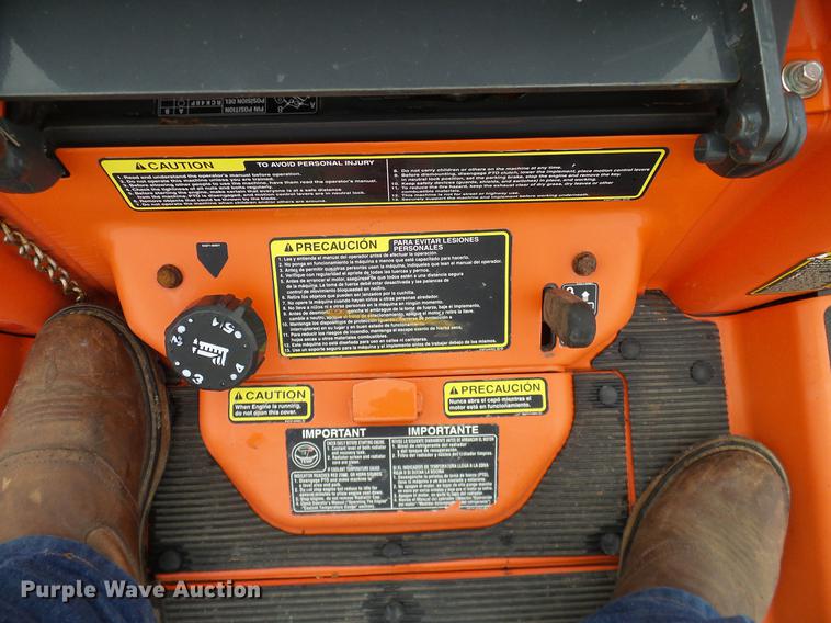 image for item AZ9342 Kubota ZD221 lawn mower