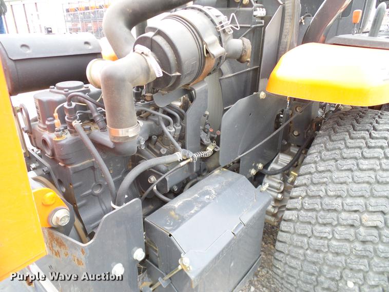 image for item AZ9342 Kubota ZD221 lawn mower