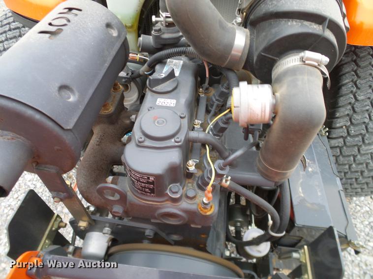 image for item AZ9342 Kubota ZD221 lawn mower