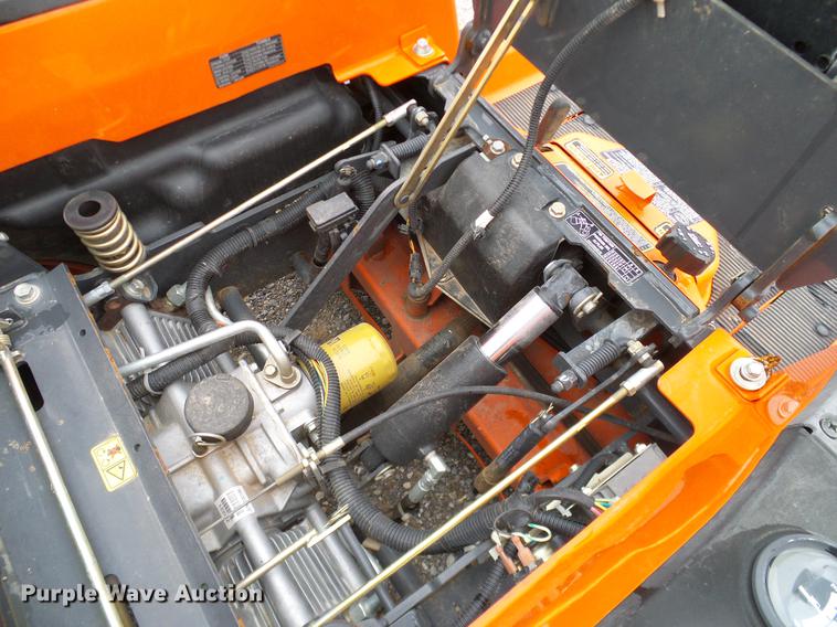 image for item AZ9342 Kubota ZD221 lawn mower