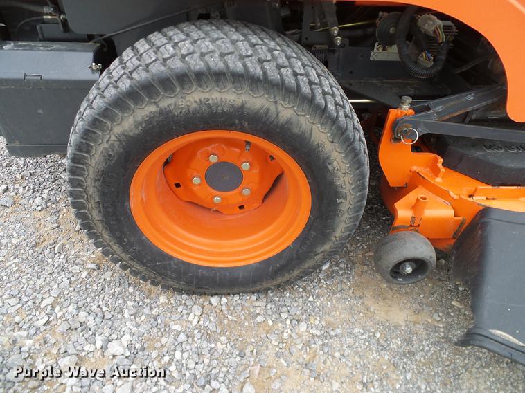 image for item AZ9342 Kubota ZD221 lawn mower