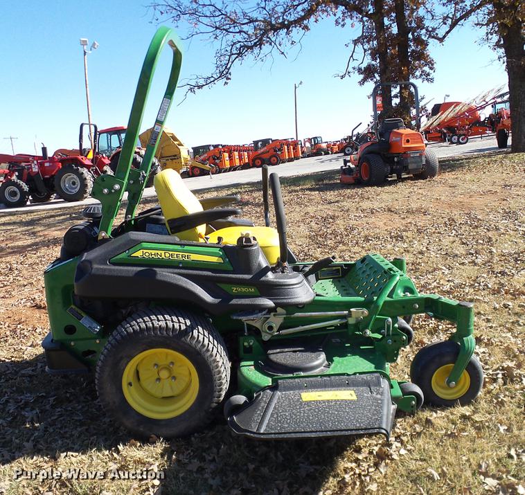 image for item AZ9347 2013 John Deere Z930M Z-Track lawn mower