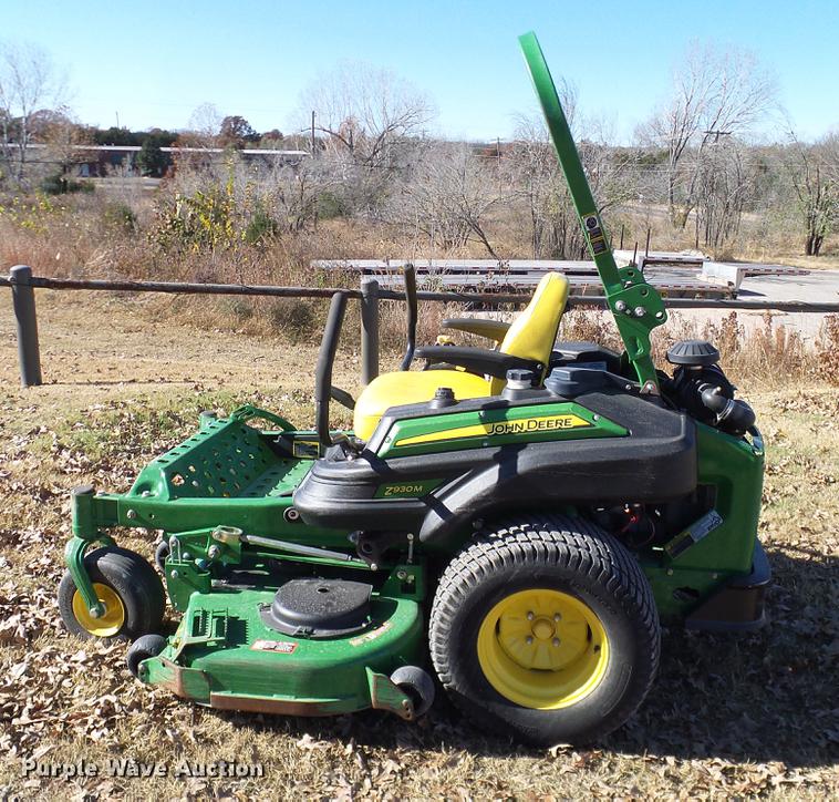 image for item AZ9347 2013 John Deere Z930M Z-Track lawn mower