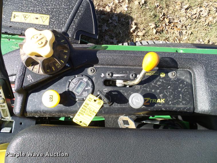 image for item AZ9347 2013 John Deere Z930M Z-Track lawn mower