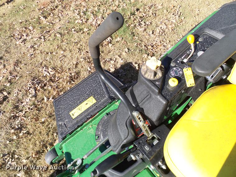 image for item AZ9347 2013 John Deere Z930M Z-Track lawn mower