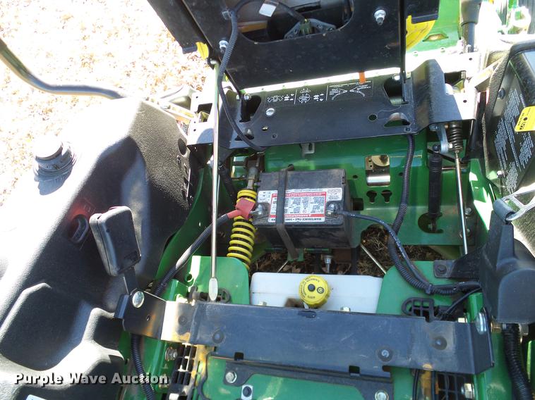 image for item AZ9347 2013 John Deere Z930M Z-Track lawn mower