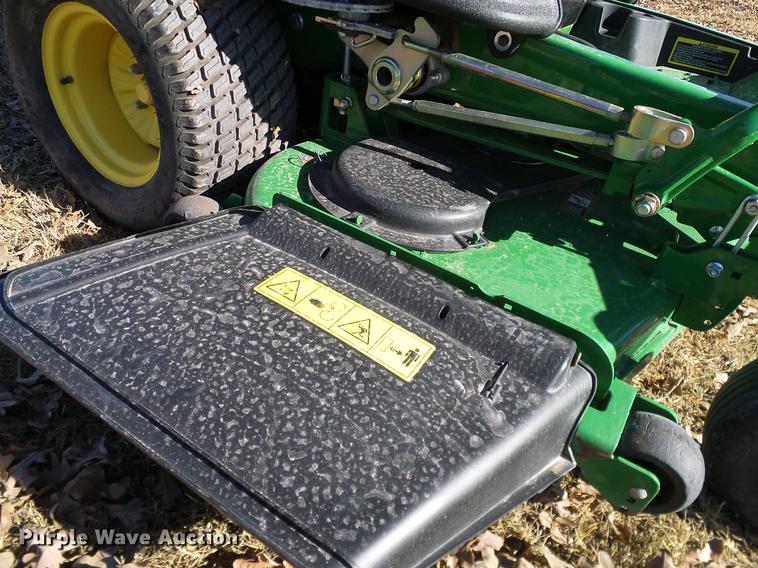 image for item AZ9347 2013 John Deere Z930M Z-Track lawn mower