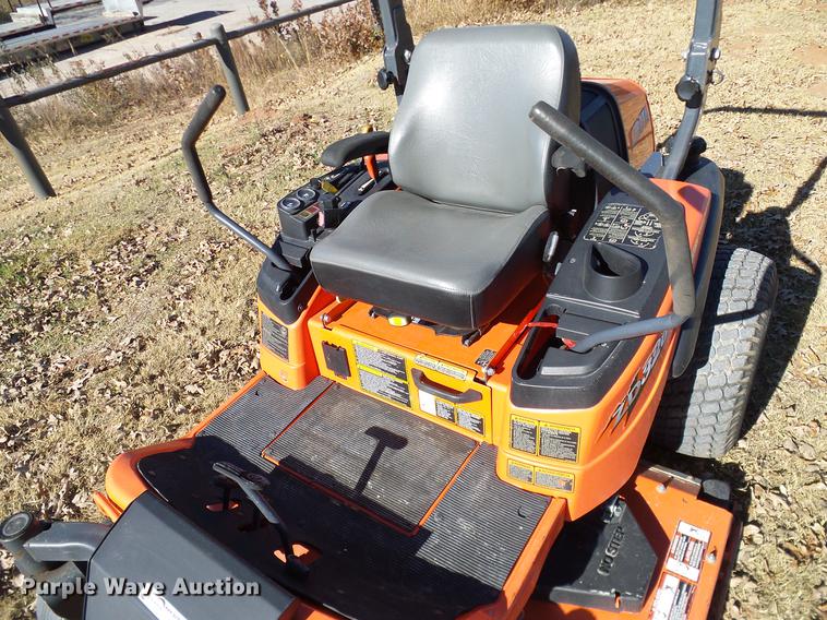 image for item AZ9348 Kubota ZD326 lawn mower
