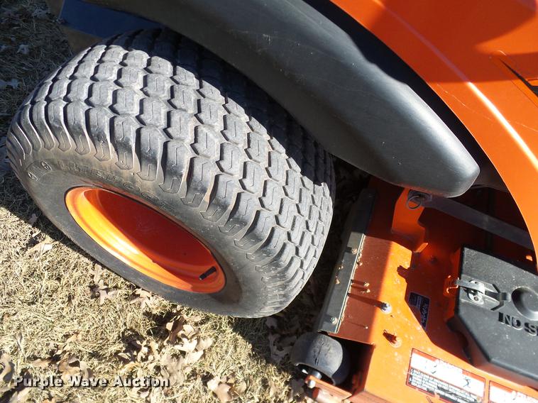 image for item AZ9348 Kubota ZD326 lawn mower