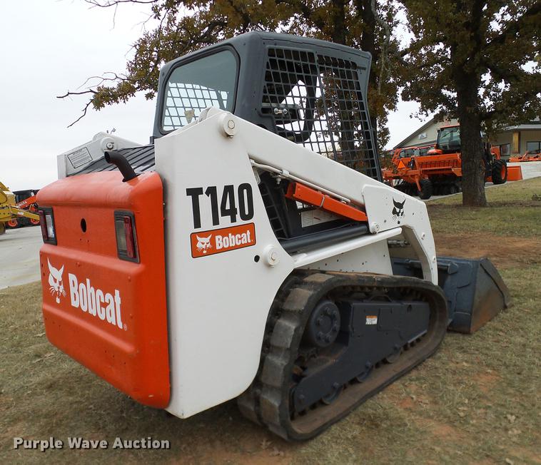 image for item DA6998 2007 Bobcat T140 skid steer