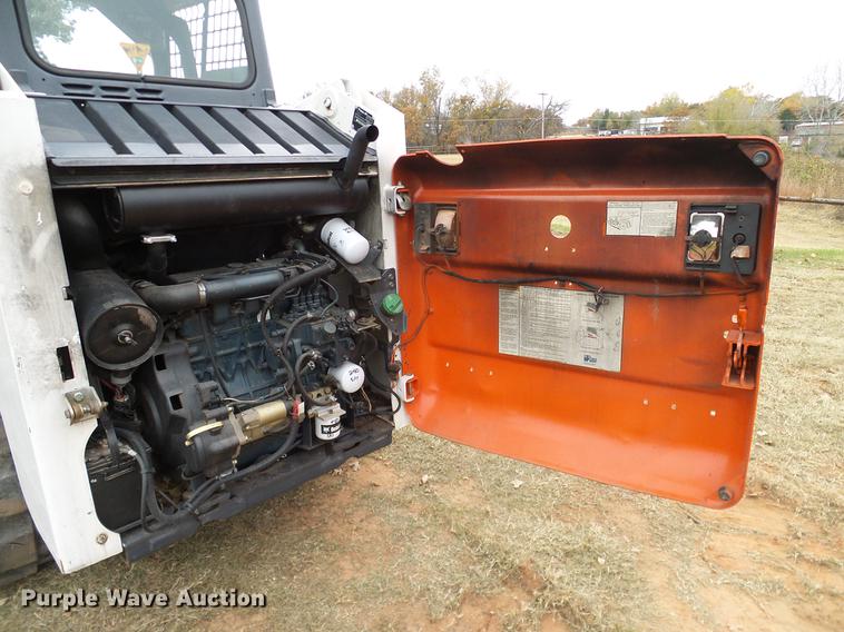 image for item DA6998 2007 Bobcat T140 skid steer