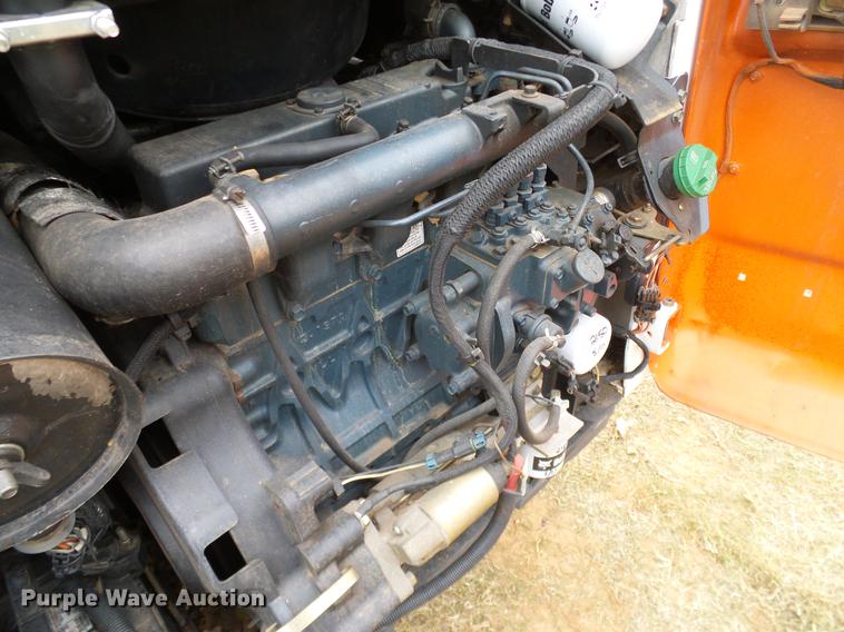 image for item DA6998 2007 Bobcat T140 skid steer