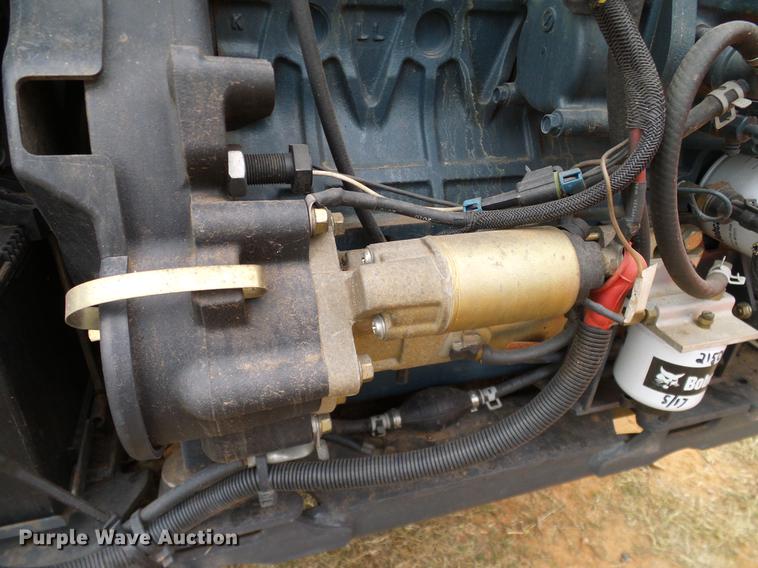 image for item DA6998 2007 Bobcat T140 skid steer