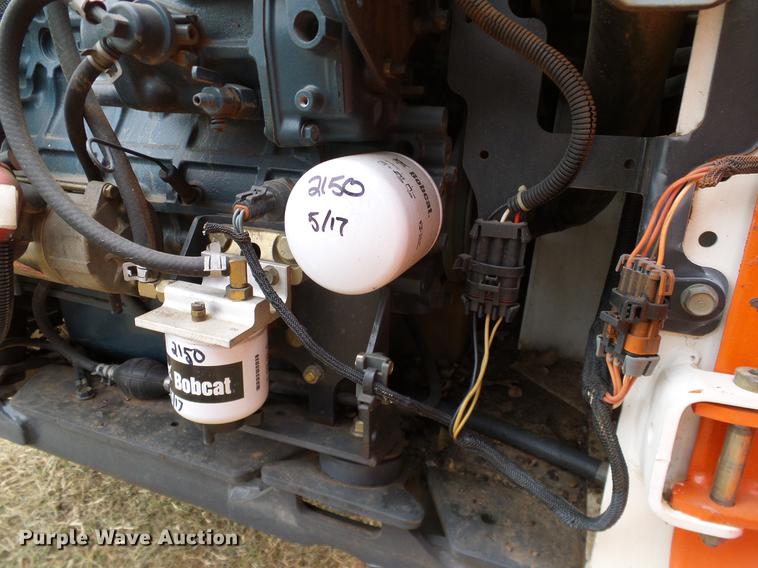 image for item DA6998 2007 Bobcat T140 skid steer