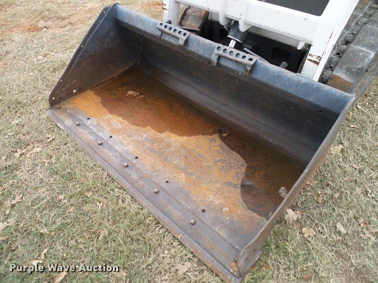 image for item DA6998 2007 Bobcat T140 skid steer