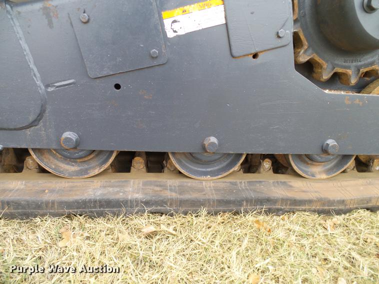 image for item DA6998 2007 Bobcat T140 skid steer