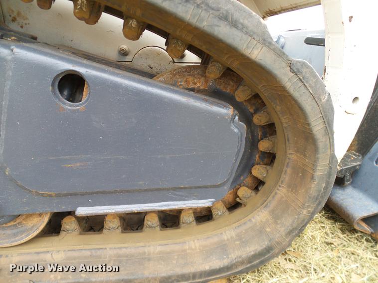 image for item DA6998 2007 Bobcat T140 skid steer