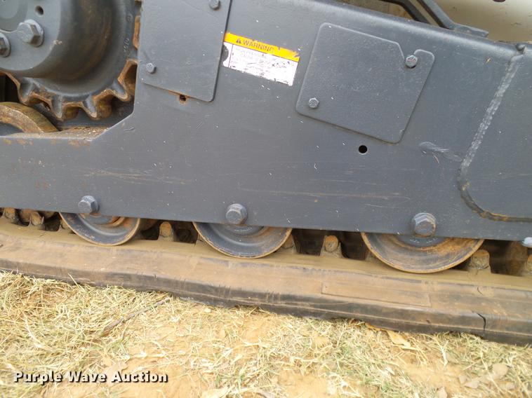 image for item DA6998 2007 Bobcat T140 skid steer