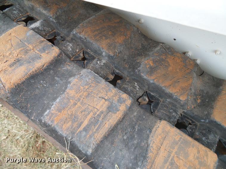 image for item DA6998 2007 Bobcat T140 skid steer